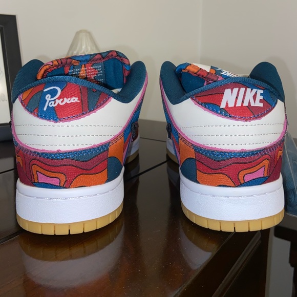 Nike Dunk Low Parra Abstract Art Size US10 Mens - Picture 6 of 9